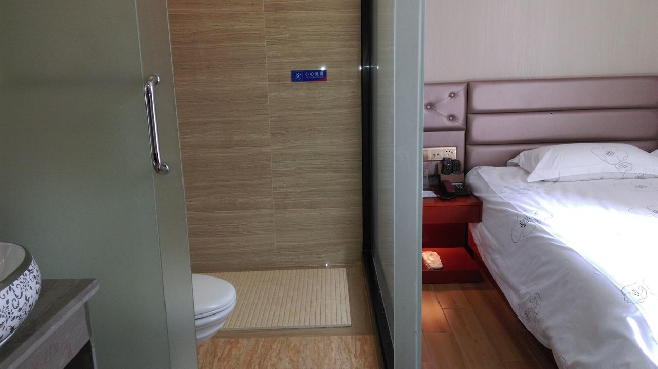 Guangzhou Tie Lv Hotel Exterior photo